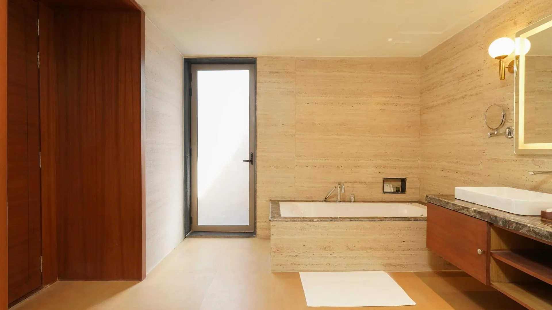 Tree Of Life Amara Resorts & Spa, Ουνταϊπούρ