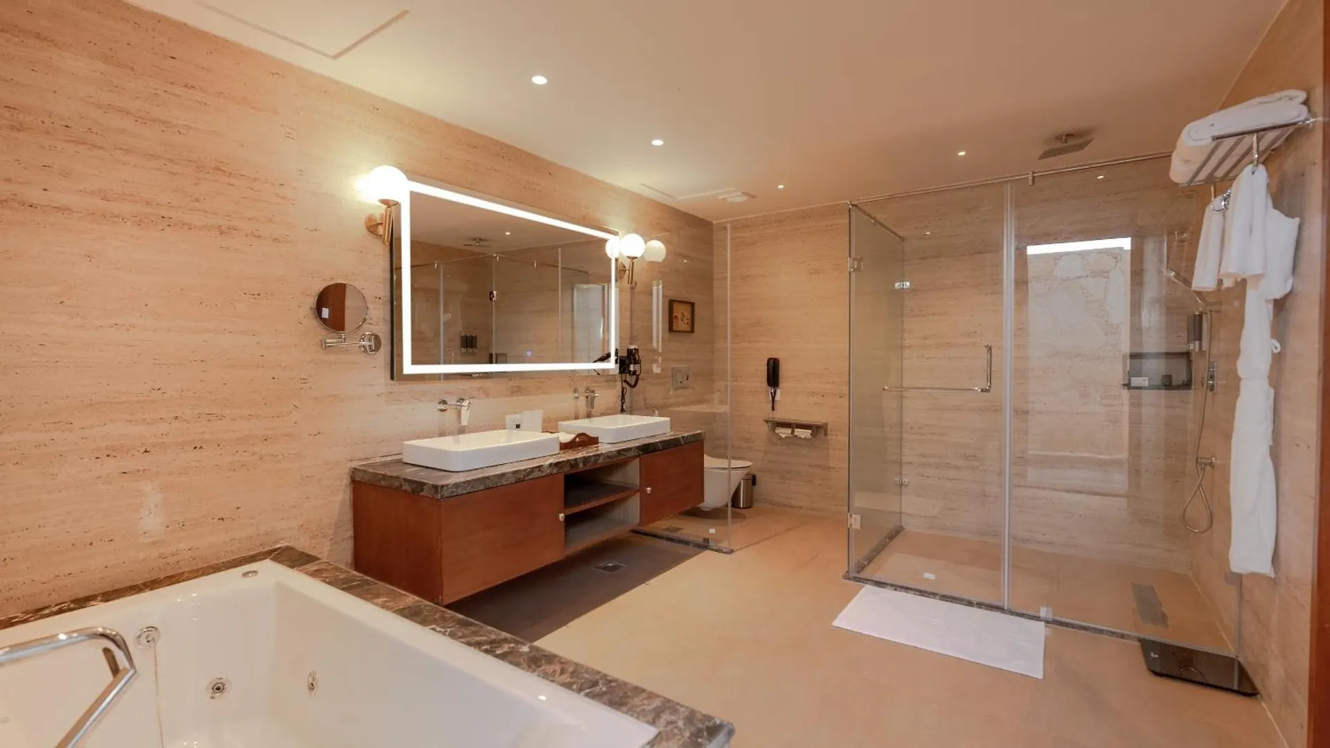 Tree Of Life Amara Resorts & Spa, Ουνταϊπούρ 5*,  Ινδία